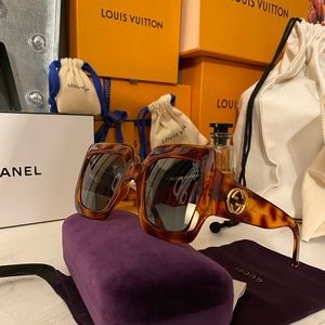 Gucci Square-frame acetate sunglasses 😎